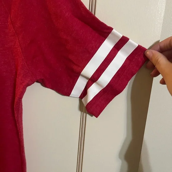 Nike Brand cardinals tshirt with stripes on arms.  Great condition. Size… - Picture 4 of 4